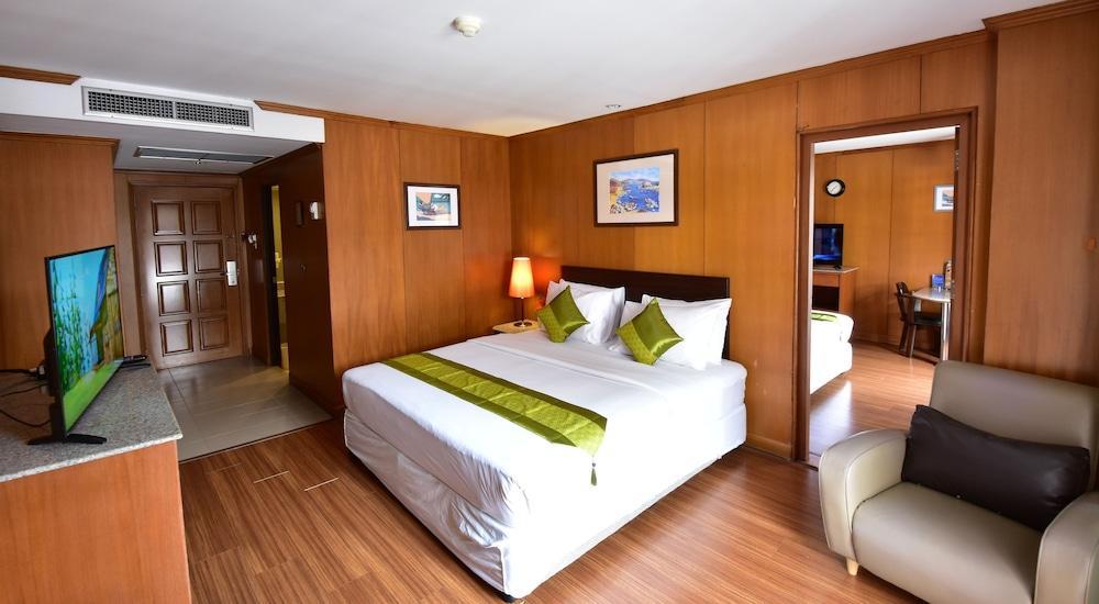 Dynasty Inn Pattaya Zewnętrze zdjęcie