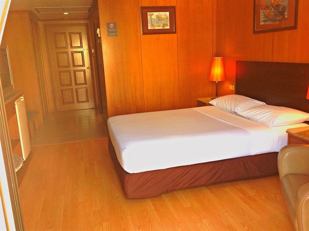 Dynasty Inn Pattaya Zewnętrze zdjęcie
