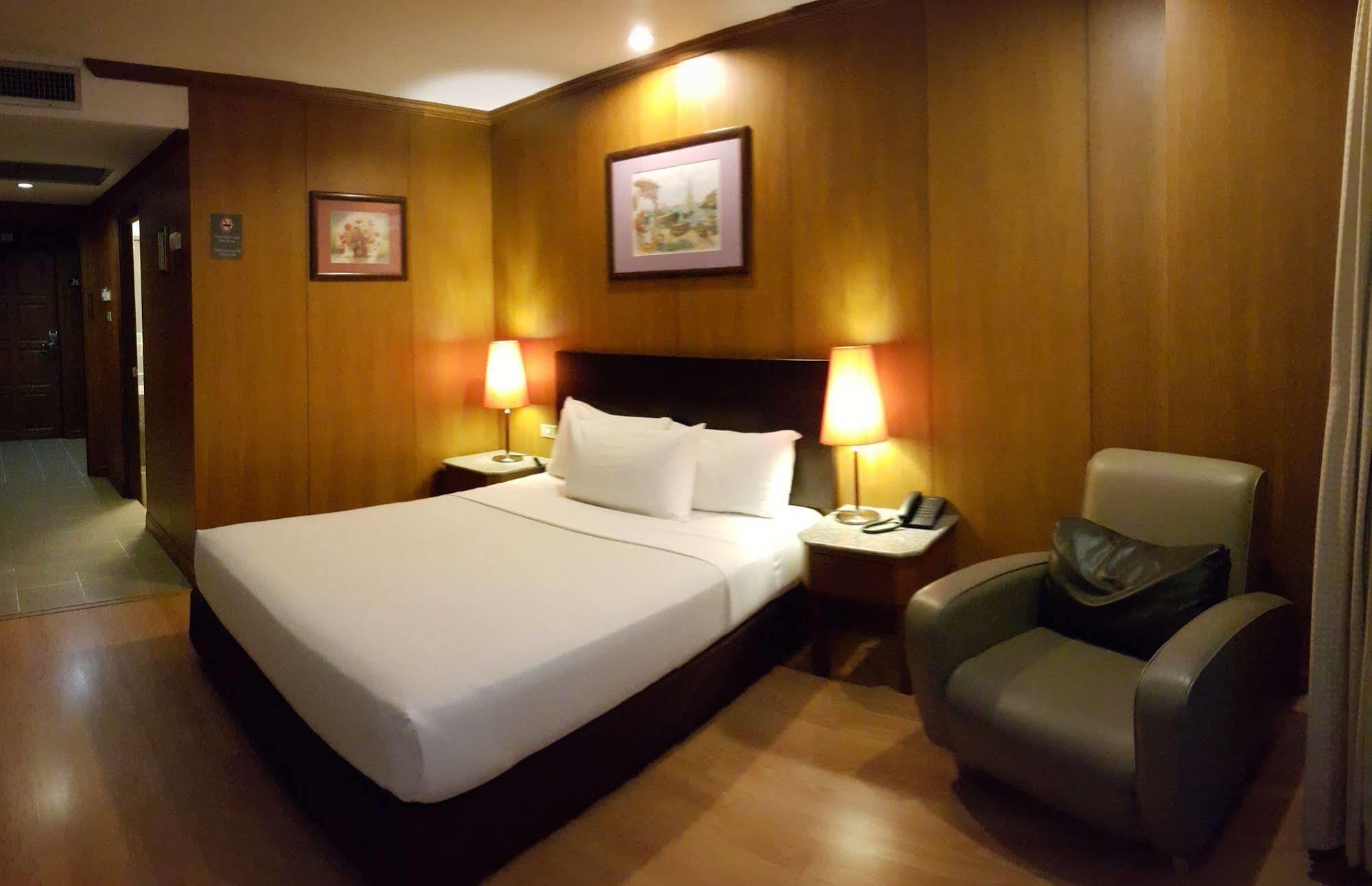 Dynasty Inn Pattaya Zewnętrze zdjęcie