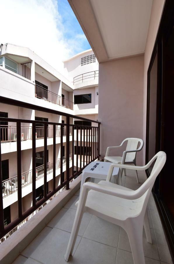 Dynasty Inn Pattaya Zewnętrze zdjęcie