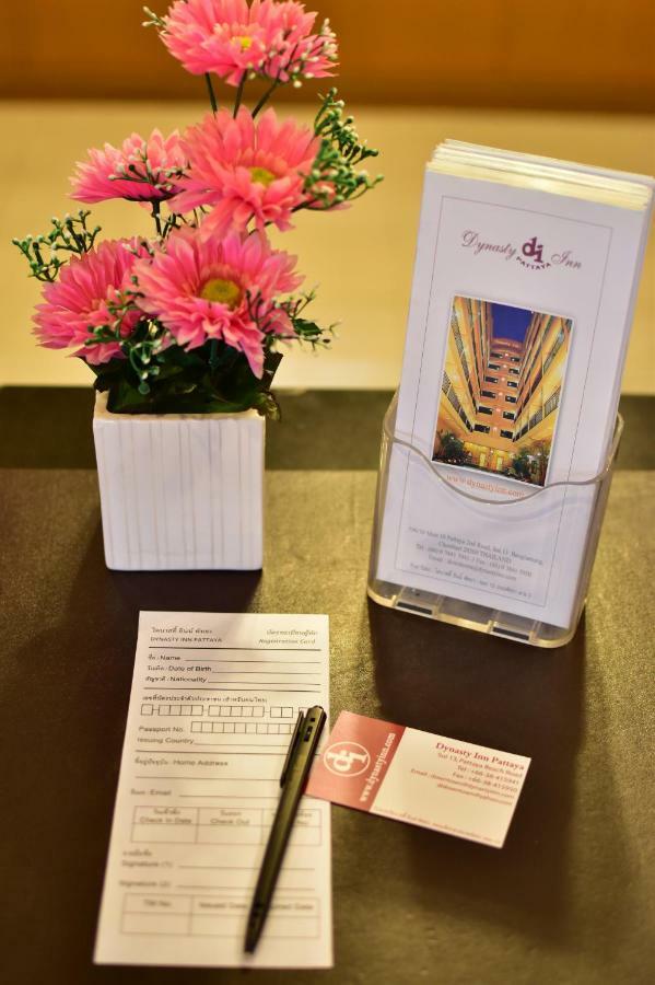 Dynasty Inn Pattaya Zewnętrze zdjęcie